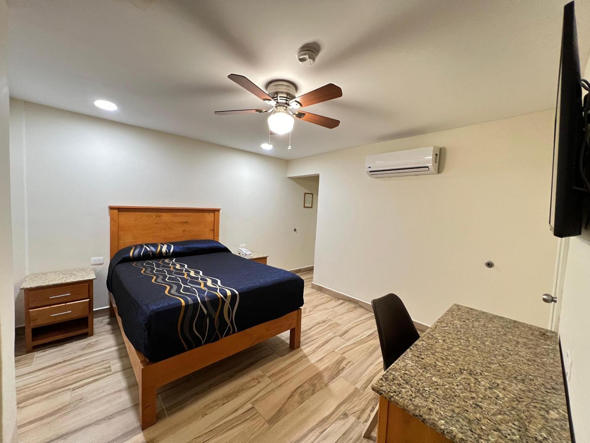 Catalina Hotel Tijuana